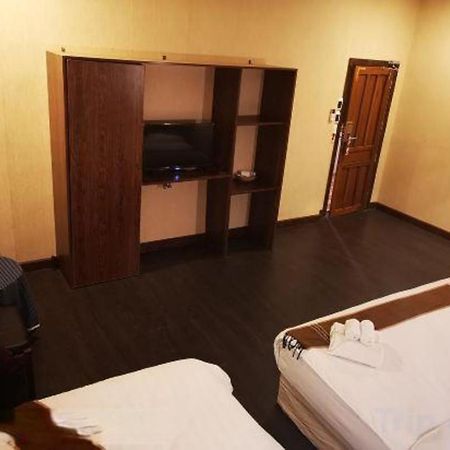 Phonethip Plaza Hotel Vientiane Exterior photo